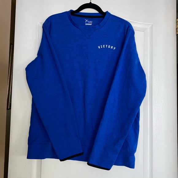 Old Navy Go Dry Crewneck - Picture 1 of 3